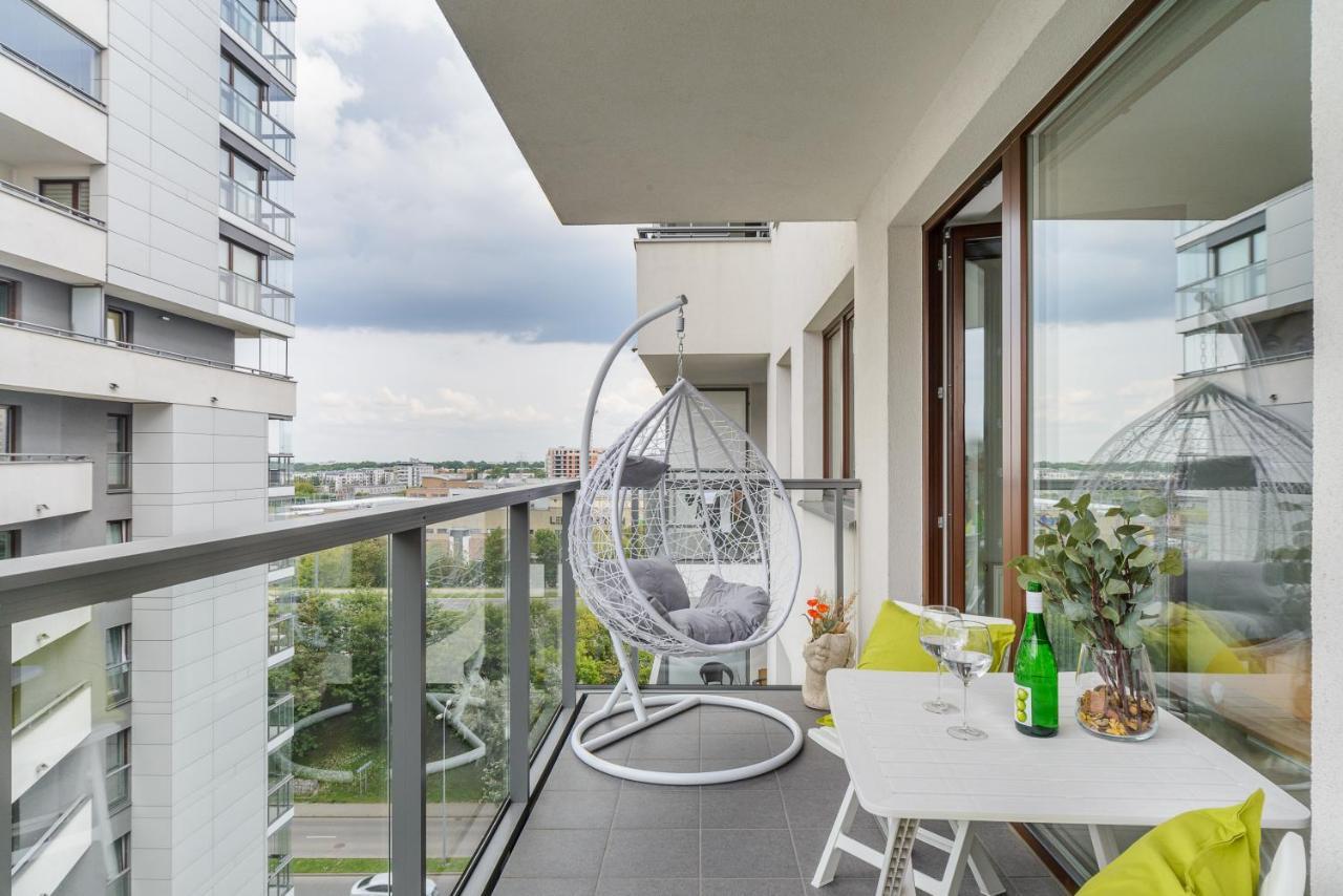 Modern Studios Near Arkadia Center Варшава Екстериор снимка