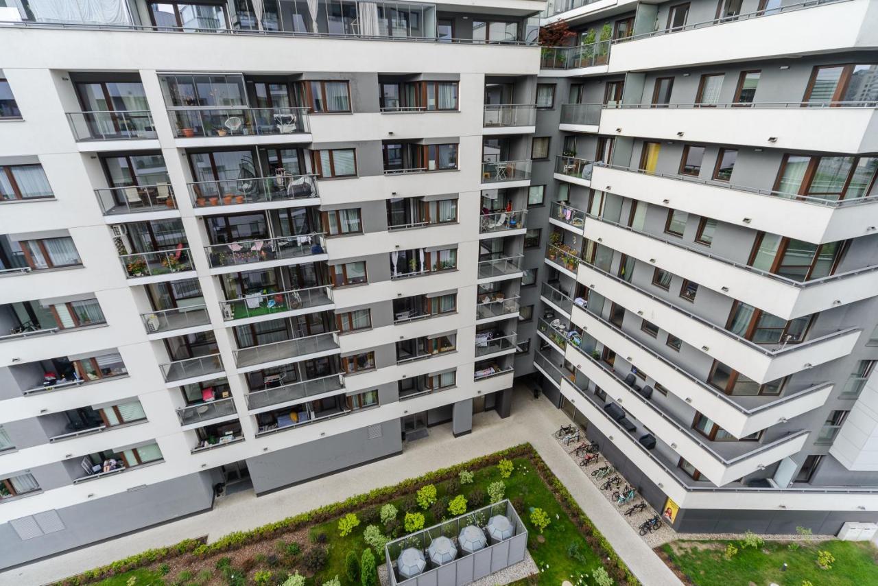 Modern Studios Near Arkadia Center Варшава Екстериор снимка
