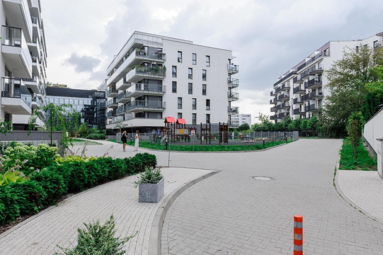 Modern Studios Near Arkadia Center Варшава Екстериор снимка
